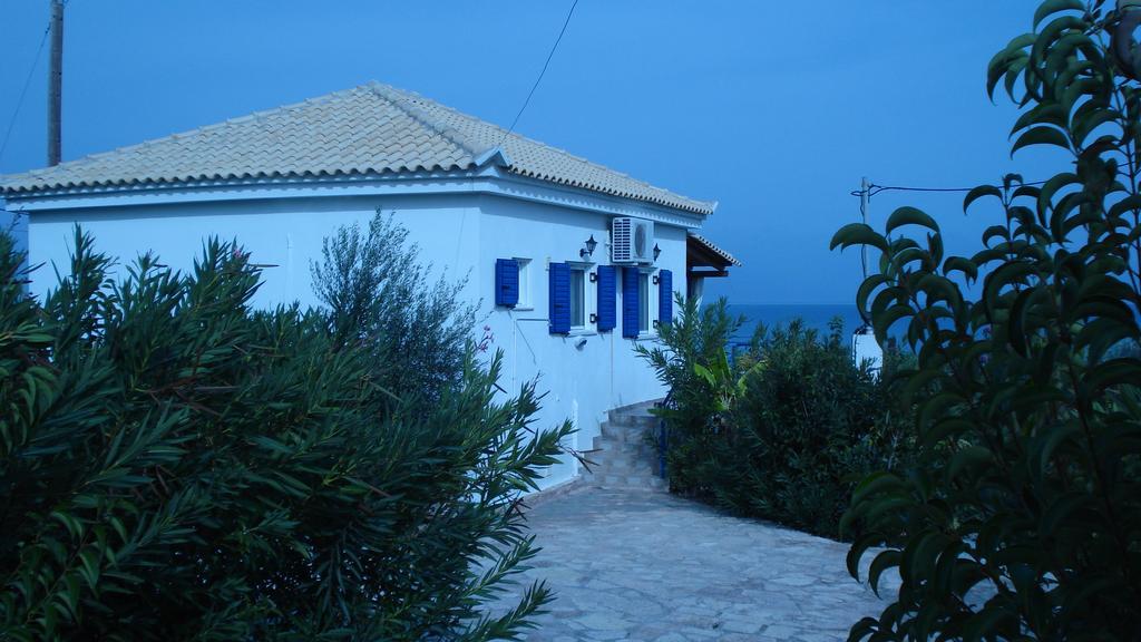 Villa Panorama Michalis Haikos Two Minutes Walk To The Beach Peroulia Kómboi Exterior foto