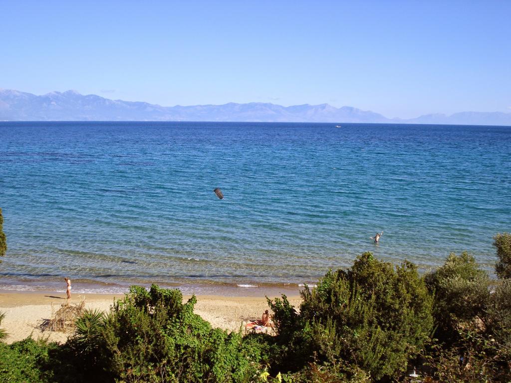 Villa Panorama Michalis Haikos Two Minutes Walk To The Beach Peroulia Kómboi Exterior foto